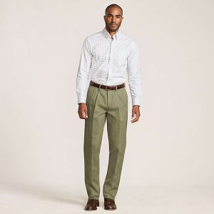 Men's No Iron Comfort Waist Traditional Fit Pleated Front Chino Pant