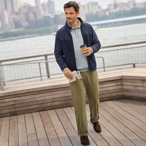 Men's Knockabout Comfort Waist Relaxed Fit Pleated Front Chino Pant