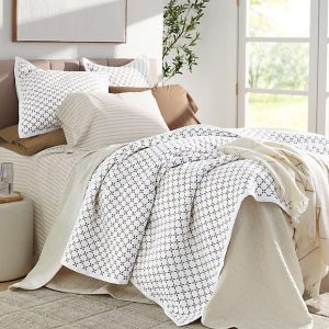Embroidered Diamond Double Voile Quilt